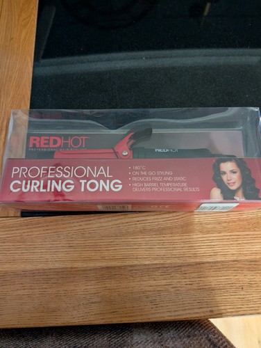 Red hot effortless curls - hot,