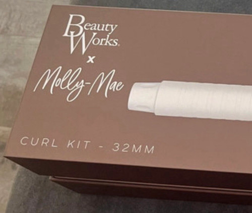 Beauty works molly - beauty, x